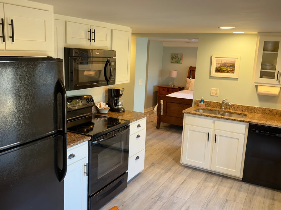 Furnished Finder property 565180_2 photo 5