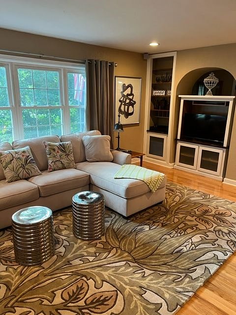 Furnished Finder property 565181_1 photo 3