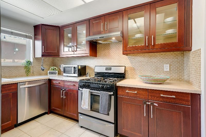Furnished Finder property 565184_1 photo 28