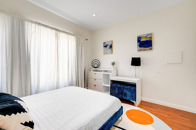 Furnished Finder property 565184_1 photo 30