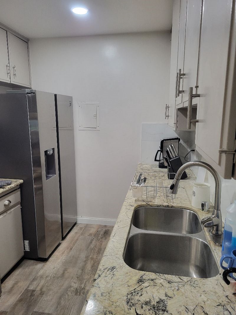 Furnished Finder property 565200_1 photo 3