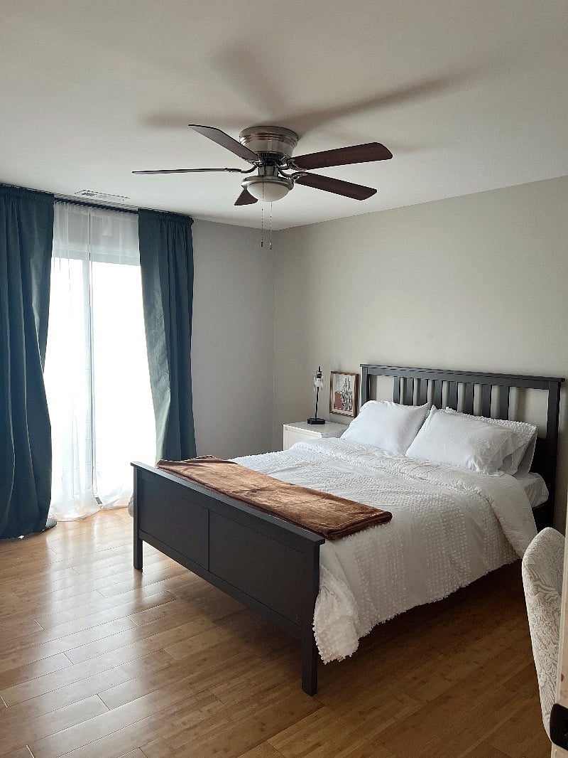 Bedroom 1 has a comfortable Queen size bed, night stand, as well as a full length mirror and desk. 