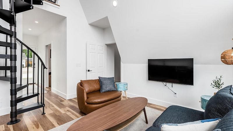 Furnished Finder property 565252_1 photo 10