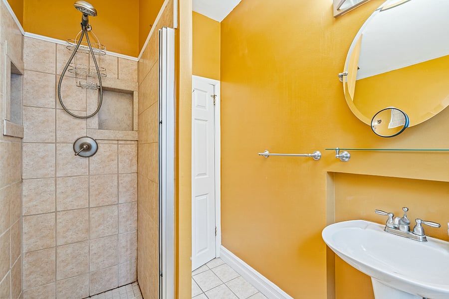 Furnished Finder property 565262_1 photo 18