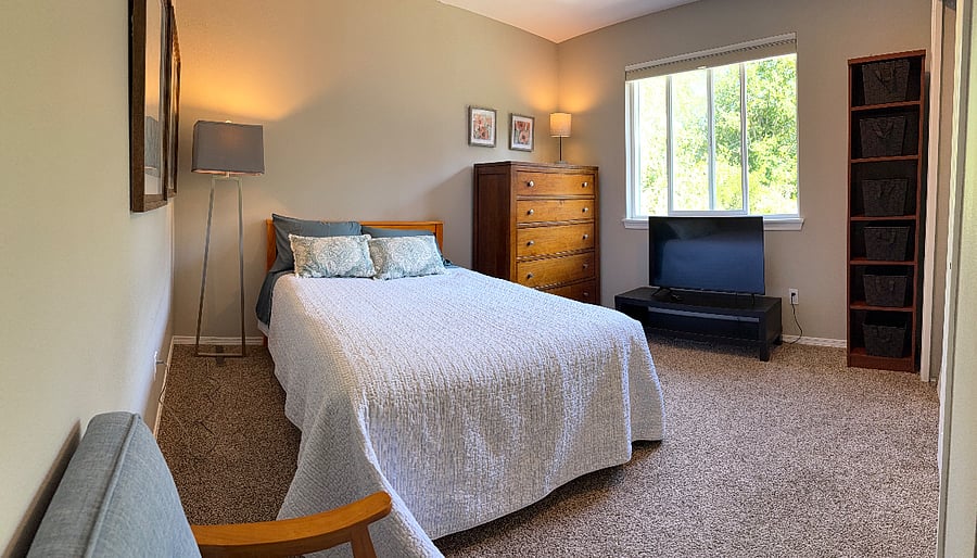 Furnished Finder property 565320_2 photo 12