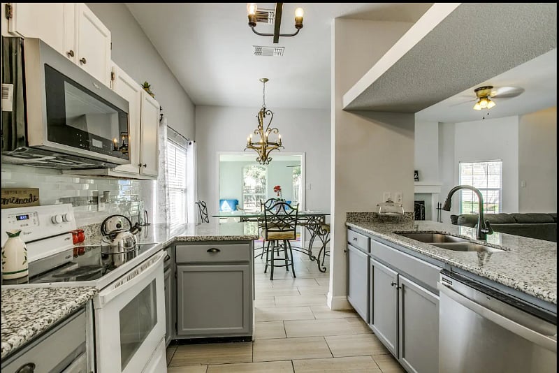 Furnished Finder property 565325_1 photo 4