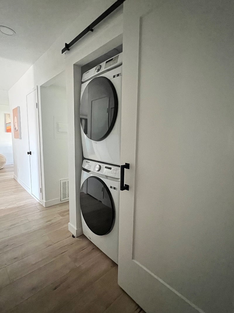 Washer & dryer located in hallway