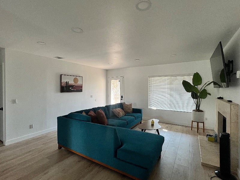 Furnished Finder property 565370_1 photo 4