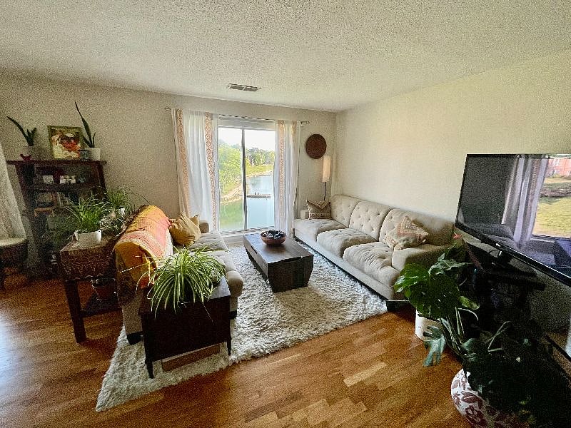 Furnished Finder property 565387_1 photo 4