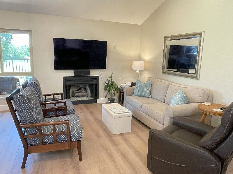 Furnished Finder property 565424_1 photo 16