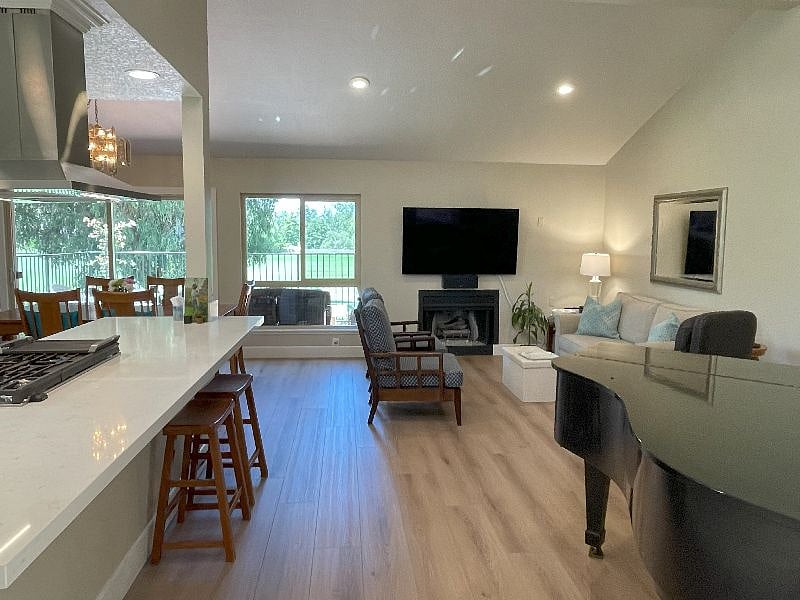 Furnished Finder property 565424_1 photo 18
