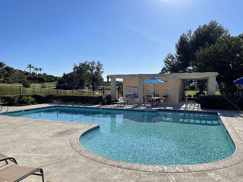 Furnished Finder property 565424_1 photo 28