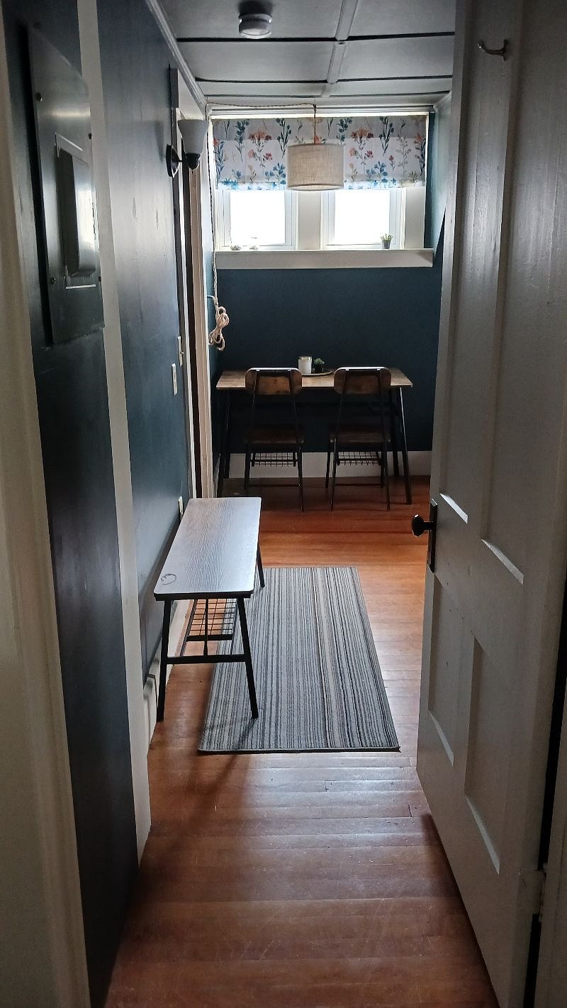 Entrance to living room