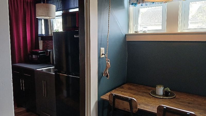 Entrance to kitchen