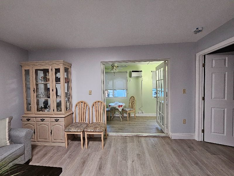 Furnished Finder property 565475_1 photo 4