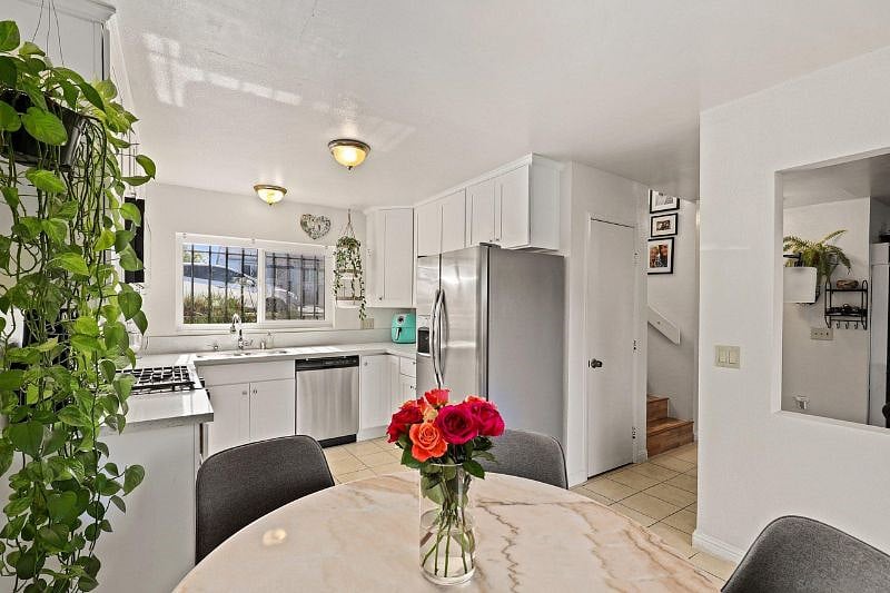Furnished Finder property 565661_1 photo 8