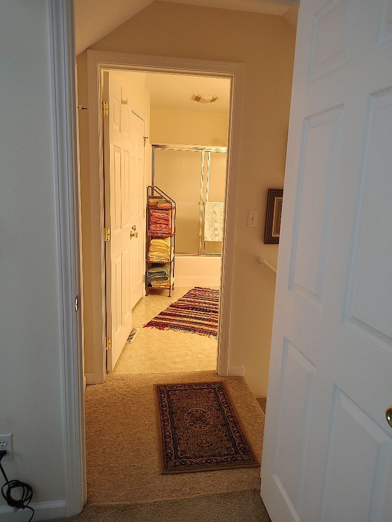 Furnished Finder property 565700_1 photo 8