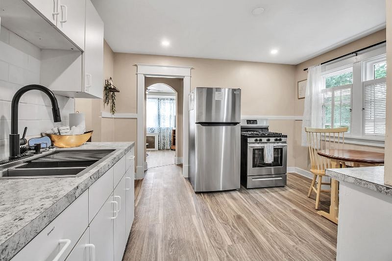 Furnished Finder property 565717_1 photo 17