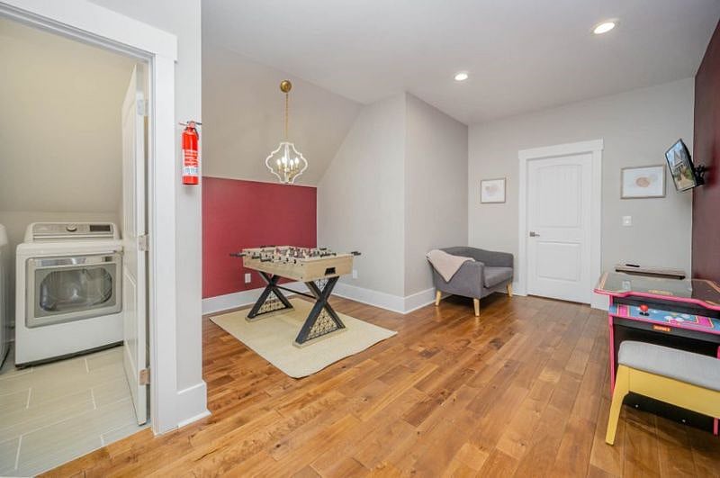 Furnished Finder property 565726_1 photo 20