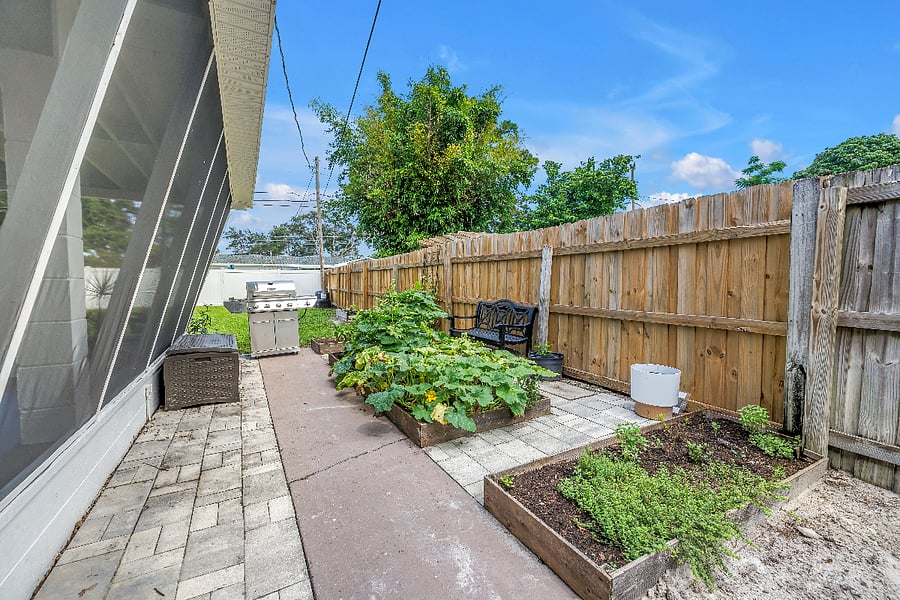 Furnished Finder property 565738_1 photo 17