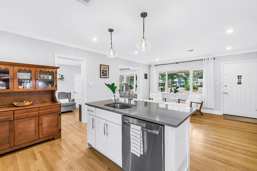 Furnished Finder property 565738_1 photo 25