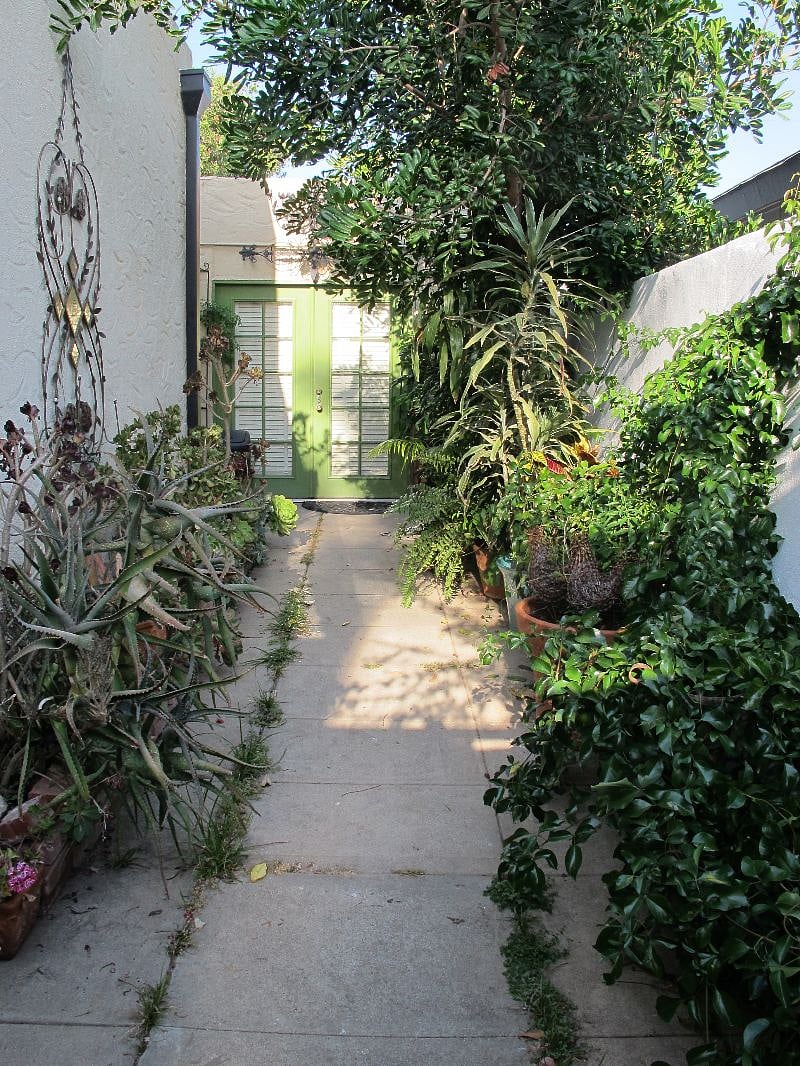 Furnished Finder property 565742_1 photo 3