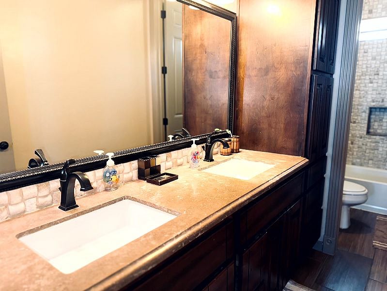 Furnished Finder property 565908_1 photo 17