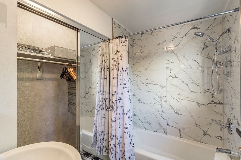 Furnished Finder property 565968_1 photo 12