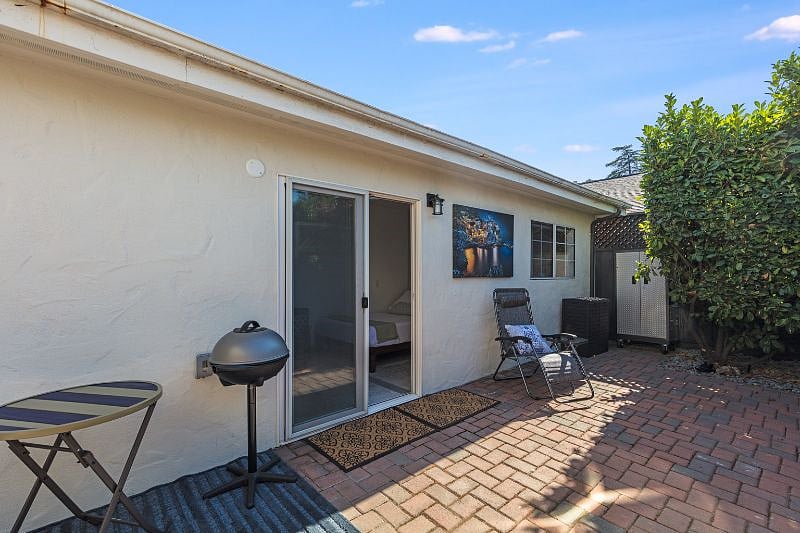 Furnished Finder property 565968_1 photo 15