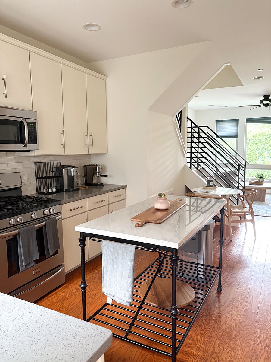 Furnished Finder property 566004_1 photo 8