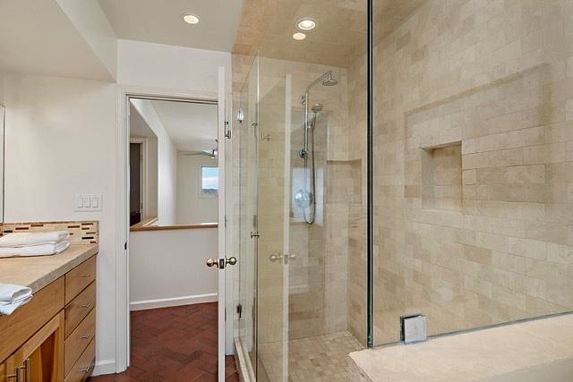 Furnished Finder property 566020_1 photo 17
