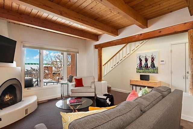 Furnished Finder property 566020_1 photo 4