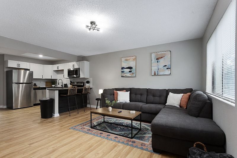 Furnished Finder property 566023_1 photo 4