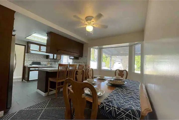 Furnished Finder property 566039_1 photo 3