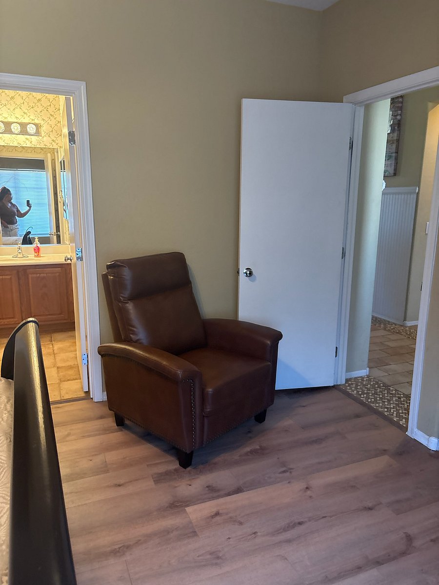 Furnished Finder property 566042_1 photo 11