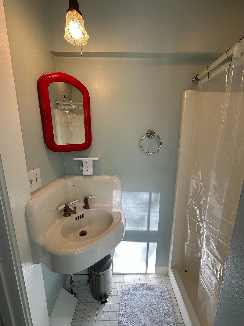 Furnished Finder property 566060_1 photo 11