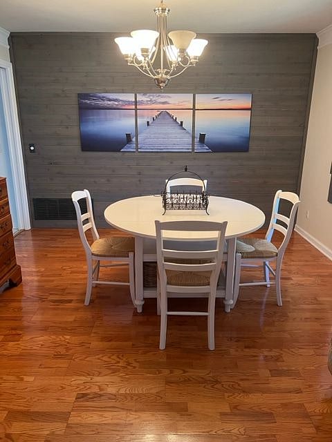 Furnished Finder property 566065_1 photo 3