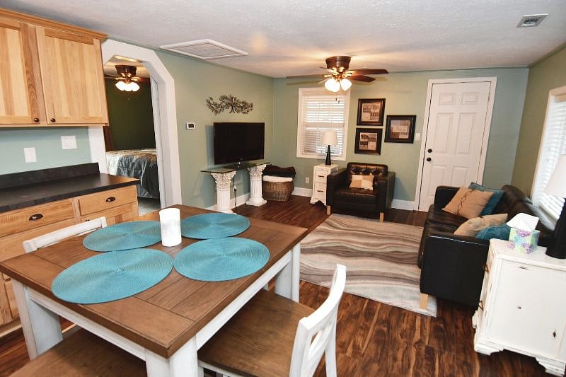 Furnished Finder property 566085_1 photo 5