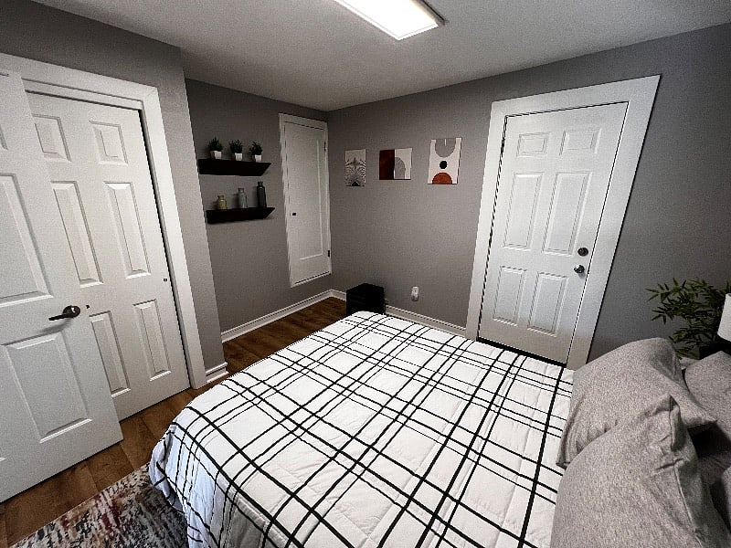 Bedroom 1 - Queen Bed