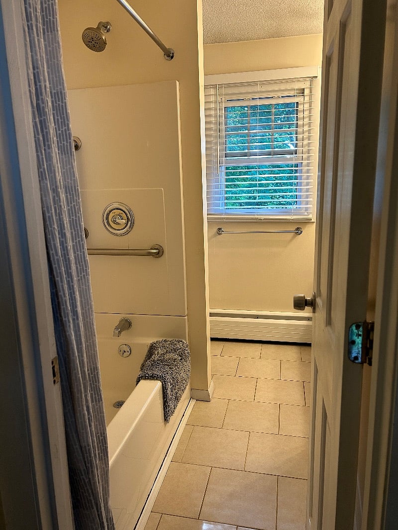Furnished Finder property 566112_1 photo 26