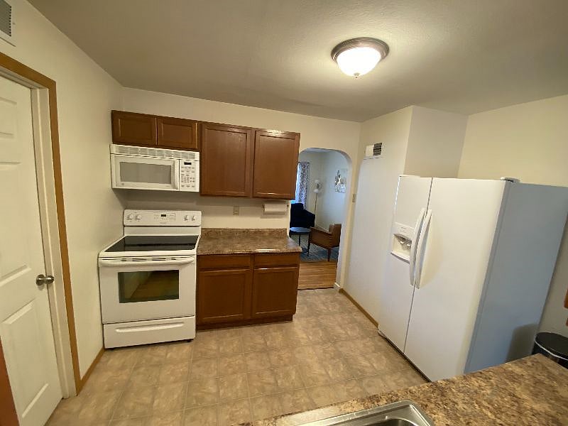 Furnished Finder property 566135_1 photo 16