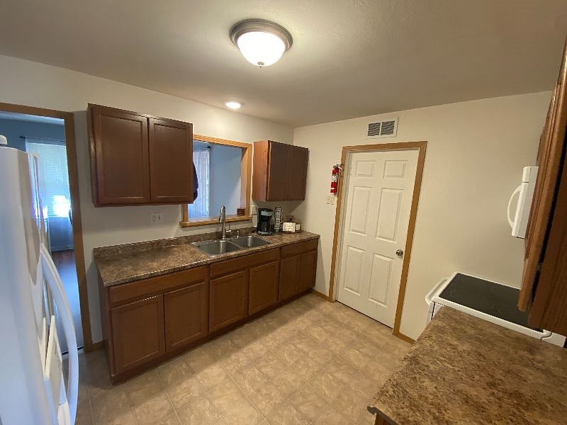 Furnished Finder property 566135_1 photo 18
