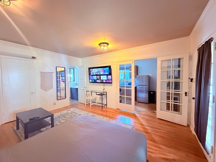 Furnished Finder property 566163_1 photo 3