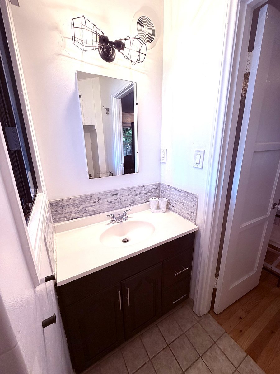 Furnished Finder property 566163_1 photo 18