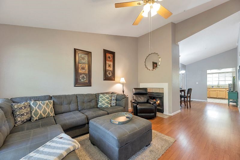 Furnished Finder property 566164_1 photo 3