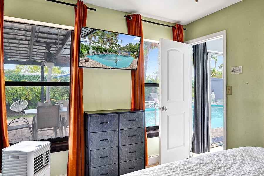 Furnished Finder property 566174_1 photo 17