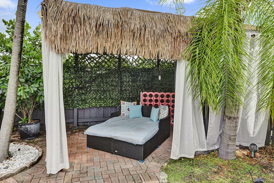 Furnished Finder property 566174_1 photo 25