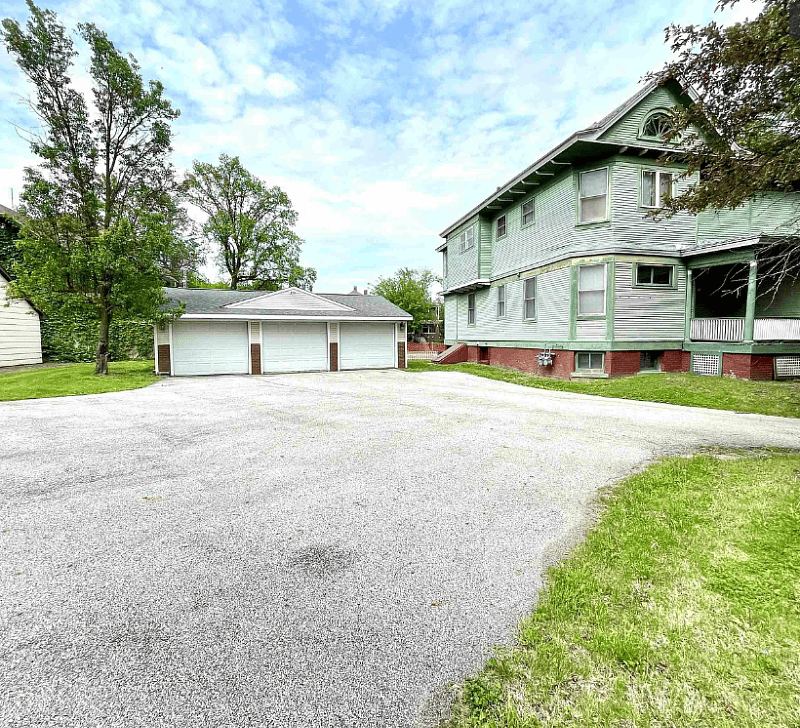 Furnished Finder property 566175_1 photo 1