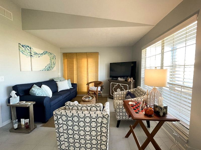 Furnished Finder property 566193_1 photo 3