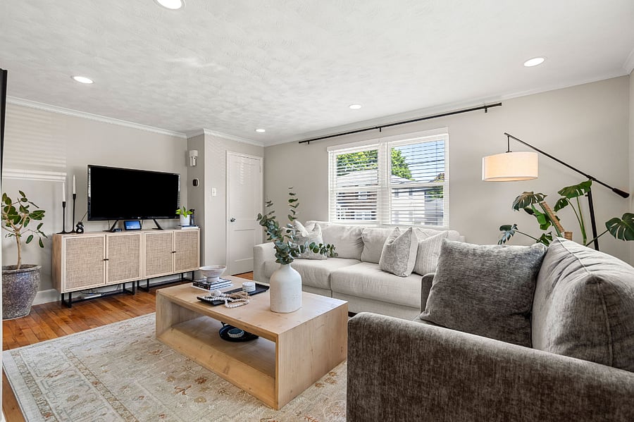 Furnished Finder property 566210_1 photo 1